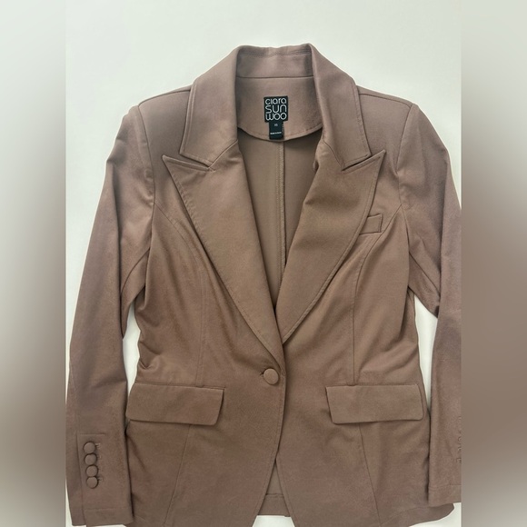 Clara Sunwoo Pocket Blazer -Taupe - Picture 6 of 6